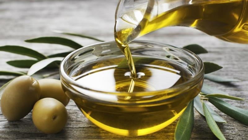 ZEYTİNYAĞI ÜRETİM TESİSLERİNDE DENETİMLER SIKILAŞTIRILIYOR 